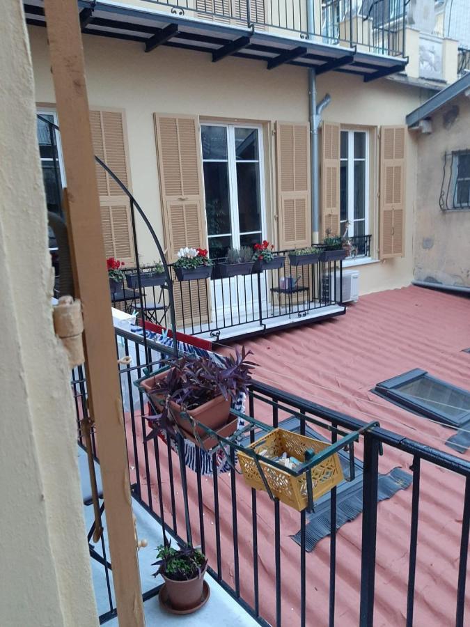 Little Studio In Rue Biscarra Nice Exteriör bild